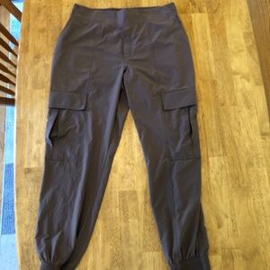 Athleta Chelsea utility jogger